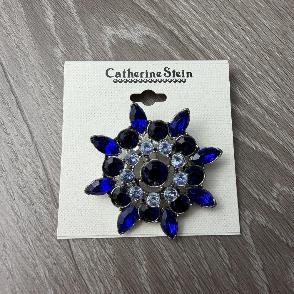 Catherine Stein Blue Rhinestone Star Brooch‎ Pin Silver Tone New